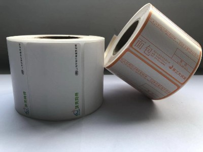 不干胶标签这样使用光油，效果超乎你想象。